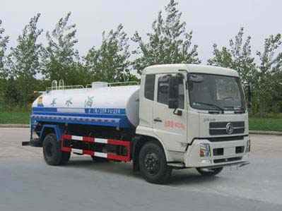 灑水車圖片
