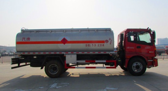 福田歐曼加油車(chē)圖片