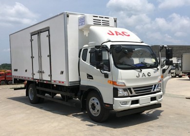 國五江淮駿鈴一排半5.2米冷藏車