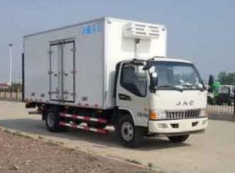 國五江淮駿鈴單排5.2米冷藏車
