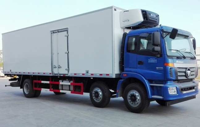 福田歐曼ETX小三軸9.6米冷藏車