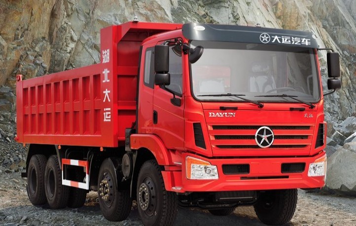 大運(yùn)風(fēng)馳自卸車(chē)圖片 大運(yùn)風(fēng)馳自卸車(chē)圖片