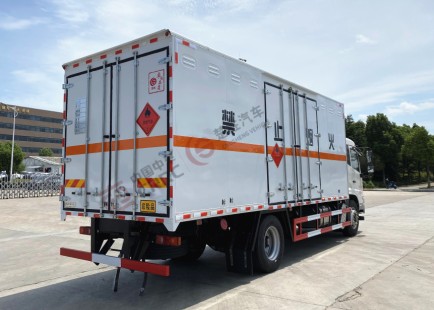 國六東風天錦6.2米/6.6米/6.8米易燃氣體廂式運輸車