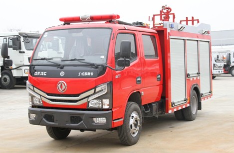 國(guó)六東風(fēng)多利卡2噸水罐消防車圖片 國(guó)六東風(fēng)多利卡2噸水罐消防車圖片
