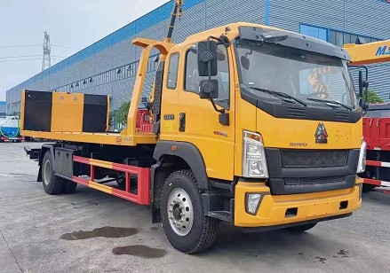 國六重汽豪沃G5X清障車