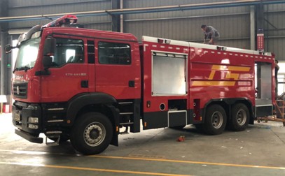 楚勝牌CSC5280GXFPM120/S6泡沫消防車(chē)