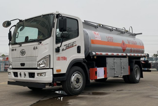 國(guó)六解放(J6F)7噸油罐車|加油車 國(guó)六解放(J6F)7噸油罐車|加油車