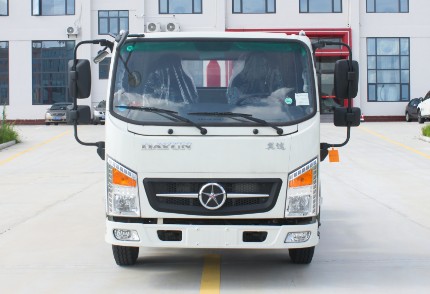 大運翼途藍牌勾臂垃圾車