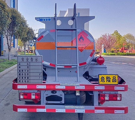 程力解放2.5方藍(lán)牌加油車(chē)_程力牌CL5042GJY6BWG型加油車(chē) 程力解放2.5方藍(lán)牌加油車(chē)_程力牌CL5042GJY6BWG型加油車(chē)